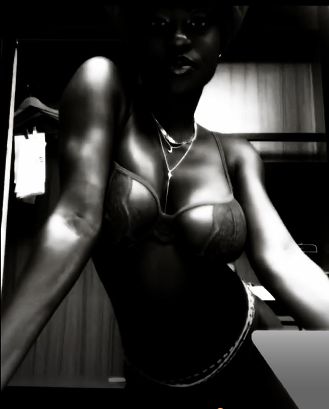 CurveMonsters Women’s Style – Stuffed Stockings Edition #2